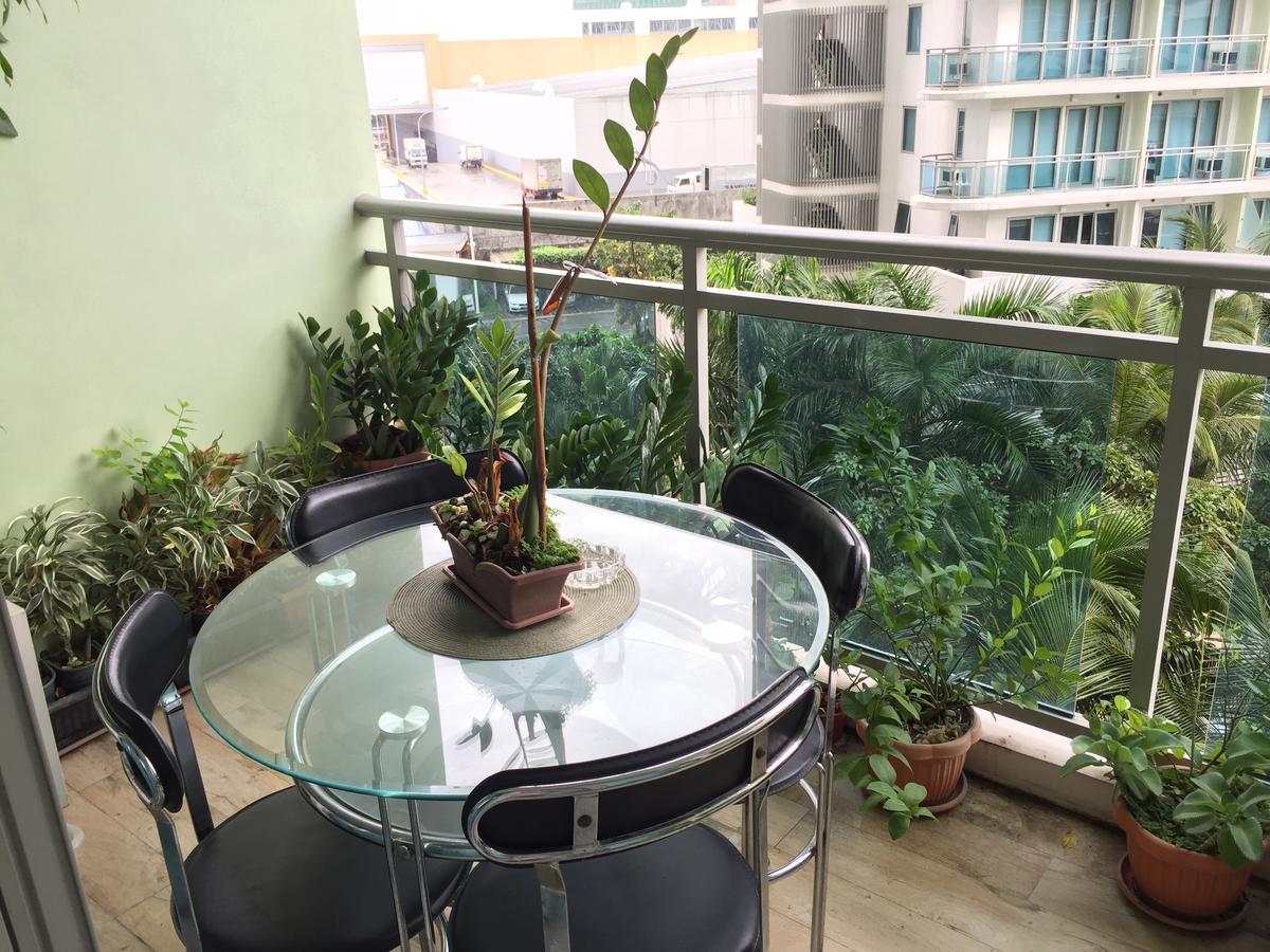 Azure Urban Resort Res. Paranaque City ภายนอก รูปภาพ