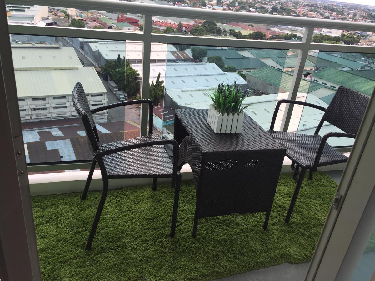 Azure Urban Resort Res. Paranaque City ภายนอก รูปภาพ