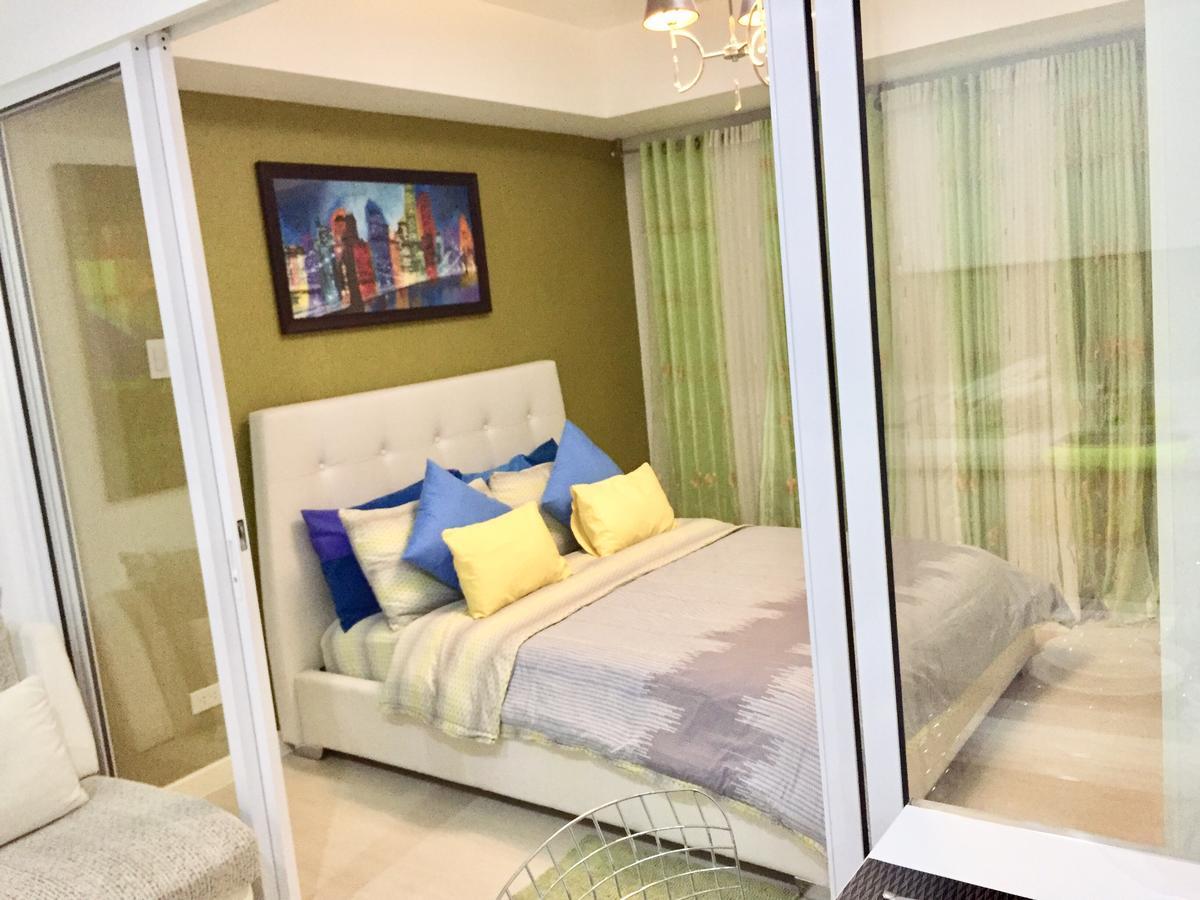Azure Urban Resort Res. Paranaque City ภายนอก รูปภาพ