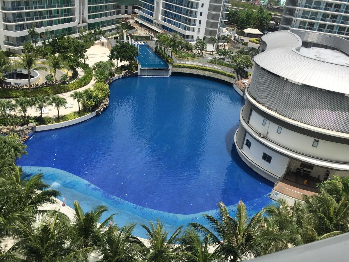 Azure Urban Resort Res. Paranaque City ภายนอก รูปภาพ