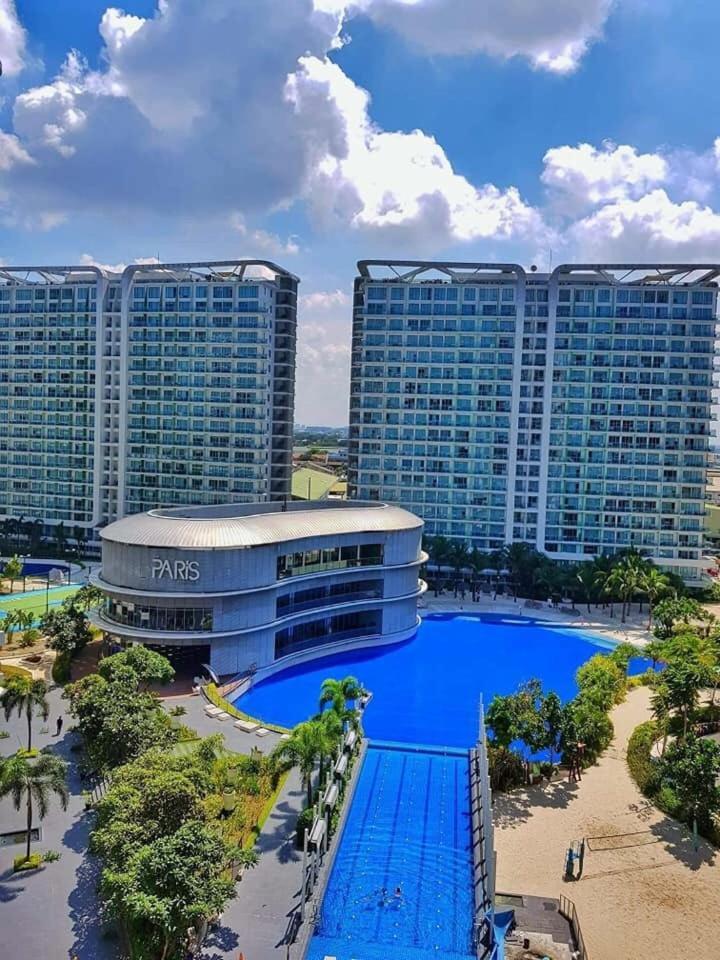 Azure Urban Resort Res. Paranaque City ภายนอก รูปภาพ